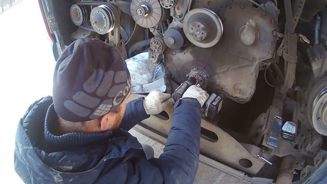 Сломался на трассе(((. Обломило болты шкива коленвала... смотреть онлайн