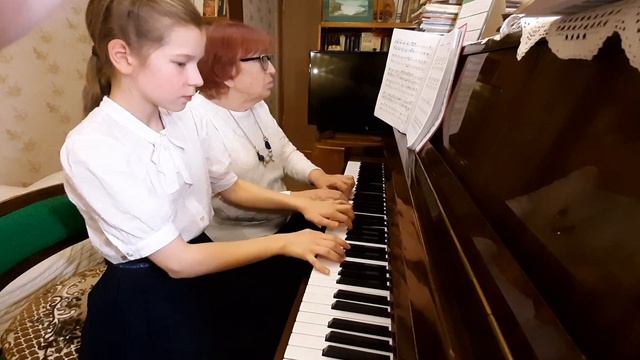 Глемейда Елена И. Дунаевский Полька из к/ф Кубанские казаки смотреть онлайн