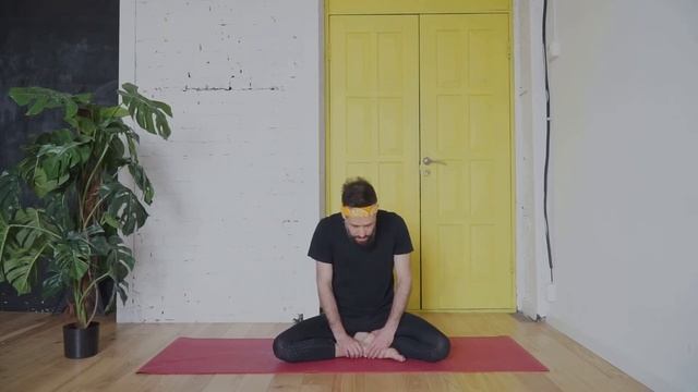 Как БЫСТРО избавиться от головной боли • Мягкая йога для любого уровня • Йогатерапия с Яннау смотреть онлайн