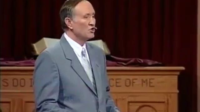 31.  Посейте характер, пожнете судьбу.  Стивен Бор