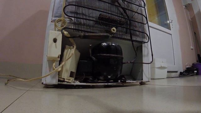 Ремонт морозилки Бирюса 14. смотреть онлайн