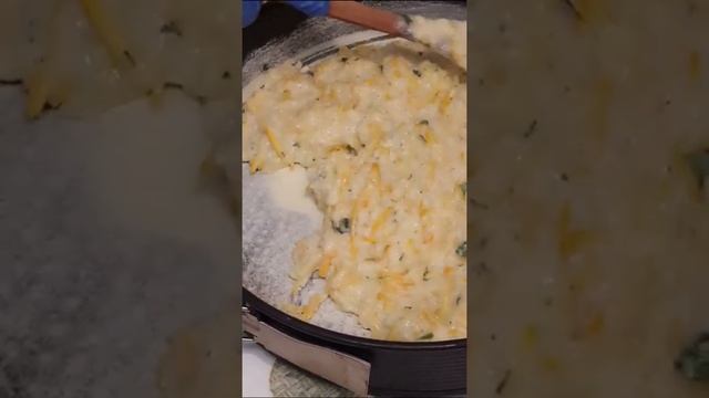 #Shorts Рецепт, который взорвал интернет! Кабачковая пицца! Пицца "Цезарь"! смотреть онлайн