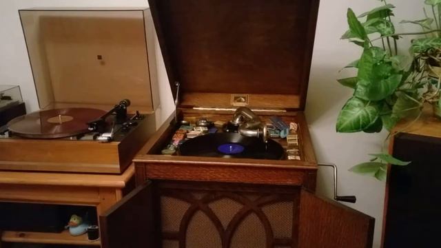 Claudia Muzio - O Del Mio Amato Ben - Columbia 12" 78rpm - HMV 157 Gramophone смотреть онлайн