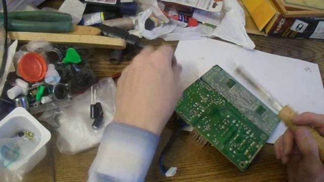 Каков электропаяльник DEKO SI01 в работе смотреть онлайн