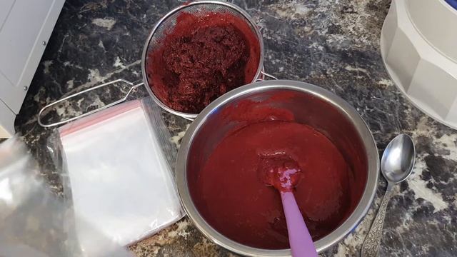 ЗАГОТОВКА ЯГОДНОГО ПЮРЕ НА ЗИМУ ! ОТЛИЧНО ДЛЯ ЗДОРОВОГО ПИТАНИЯ ! НА ЗАМЕТКУ ДИАБЕТИКАМ И НЕ ТОЛЬКО смотреть онлайн
