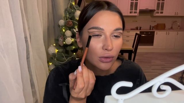 САМЫЙ ЭФФЕКТНЫЙ НОВОГОДНИЙ МАКИЯЖ 2023.ЛУЧШАЯ БЮДЖЕТНАЯ КОСМЕТИКА/ДЕЛАЕМ ВЕСНУШКИ/ПОШАГОВО смотреть онлайн