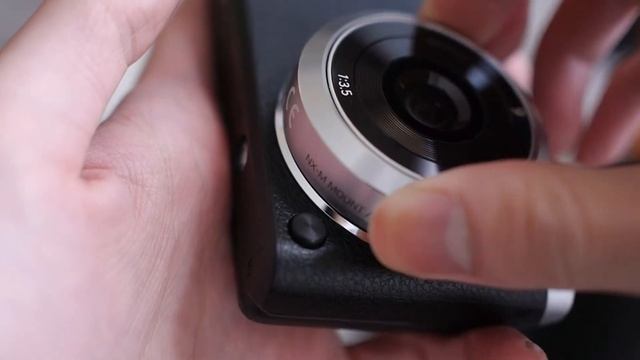 Samsung NX Mini NX-M Mount 9mm Lens Test смотреть онлайн