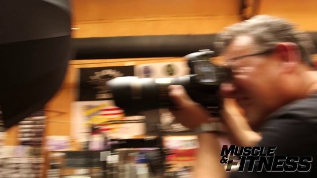 Behind the Scenes at John Cena's Cover Shoot смотреть онлайн