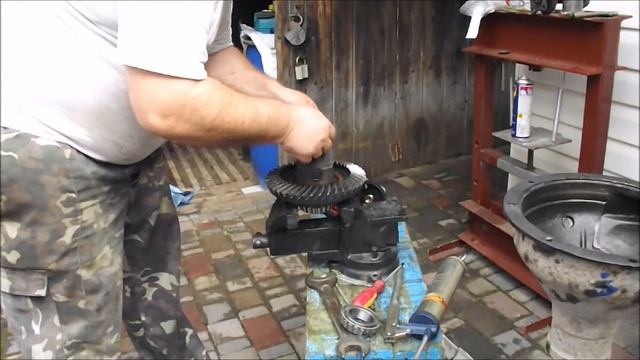 Регулировка редуктора заднего моста смотреть онлайн