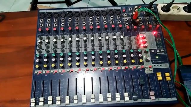 Tes mixer soundcraft efx 12 💯ter murah.. смотреть онлайн
