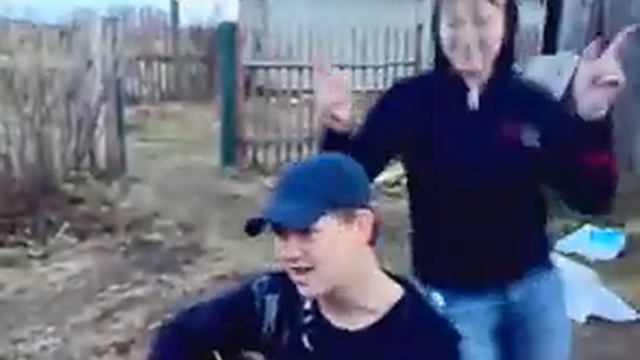 Бикул зараза на гитаре играет смотреть онлайн