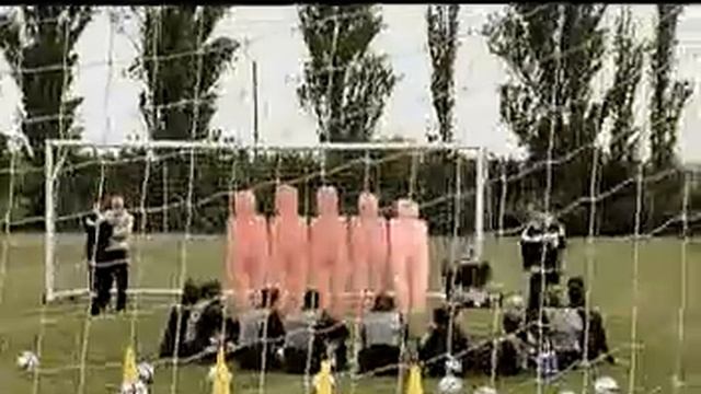 Italian soccer flopping practise смотреть онлайн