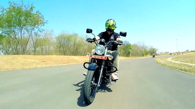 BAJAJ трип смотреть онлайн