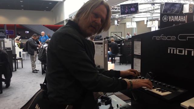 Review Yamaha retro mini keyboards at Frankfurter Messe 2018 #Reface смотреть онлайн