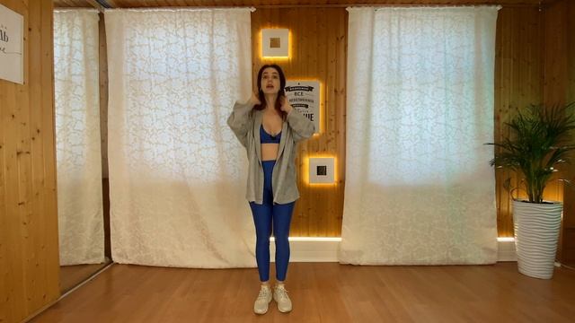 Танцуем дома мини-танцевальную связку для девушек смотреть онлайн