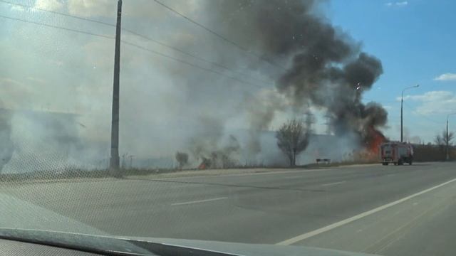 ПОЖАР/ГОРИТ РЕКЛАМНЫЙ ЩИТ/ВОЛГОГРАД смотреть онлайн