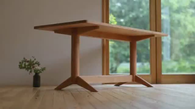 ISHITANI - Making a Rounded Legs Trestle Table смотреть онлайн