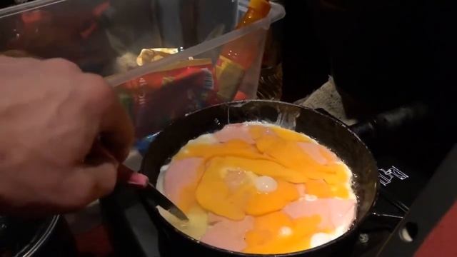 Оторвало мост, перекрыли дорогу, перегрузка на дороге. смотреть онлайн