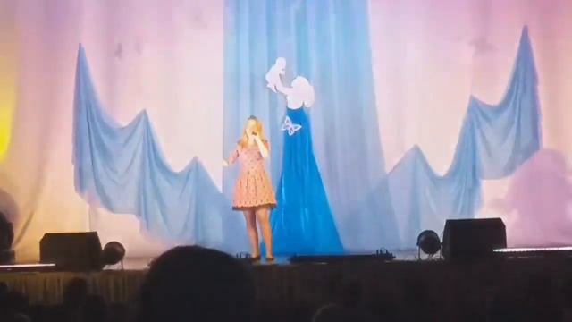 Олеся Ершова, Солистка Ансамбля эстрадного пения "Созвездие" смотреть онлайн