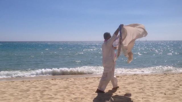 №4а Продавец платков на пляже острова Сардиния. (серия маленькая Европа). №320 (5) смотреть онлайн