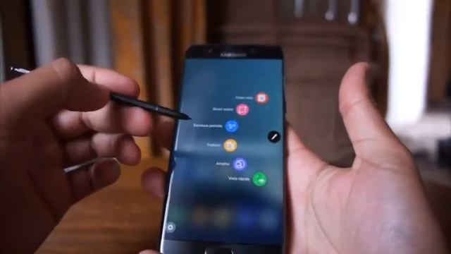 Gus Fring Prueba el nuevo Galaxy Note 7 смотреть онлайн