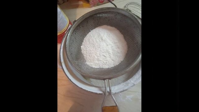 Французский яблочный пирог.Очень вкусный и нежный.Побалуйте своих близких,не пожалеете. смотреть онлайн