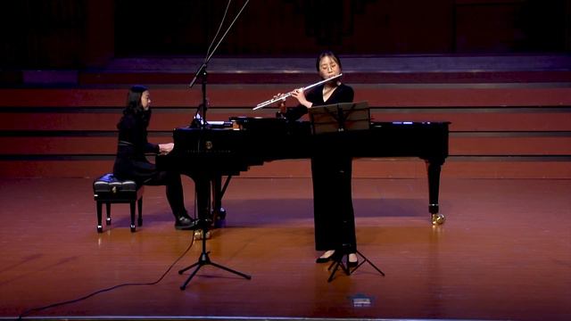 JACQUES IBERT Concerto pour Flûte et Orchestre I•Haoyue Chen смотреть онлайн