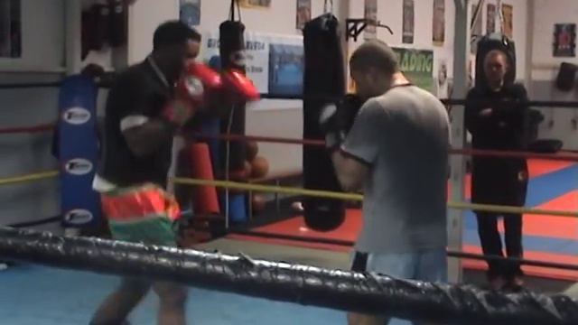 Gokhan "The Rebel" Saki -Errol Z training 1 смотреть онлайн