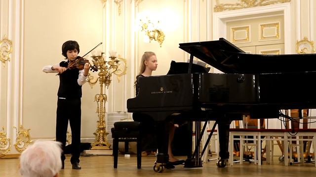 Артем Петросян - Ф.Крейслер - Прелюдия и Аллегро