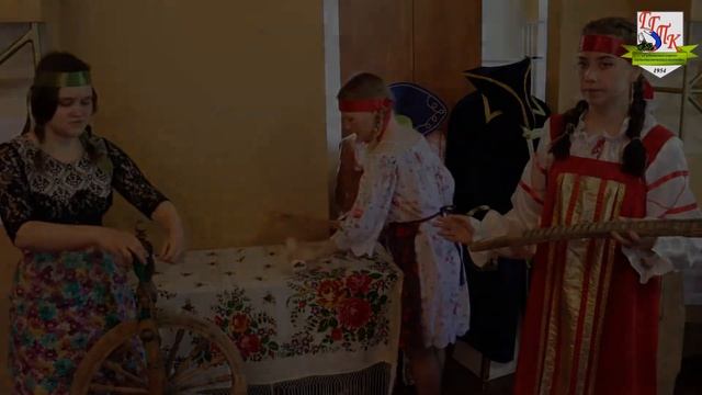 Экскурсия по историко-краеведческому музею "Истоки" смотреть онлайн