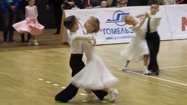 18'Нояб, Вальс, Евгений Щукин + Вера Купревич, Гомель смотреть онлайн