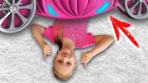 Настя и папа и её новая комната в стиле принцессы