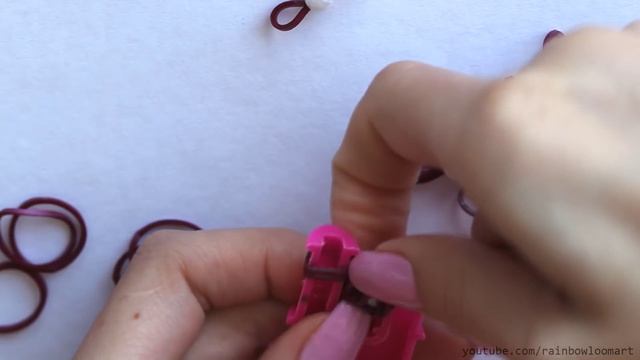Браслет из резинок с бусинами на рогатке. Легкий браслет из резинок Rainbow Loom смотреть онлайн