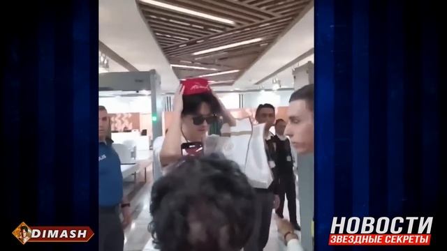 ? Димашу Кудайберегену подарили феску в аэропорту Турции, теплые проводы поклонниц смотреть онлайн