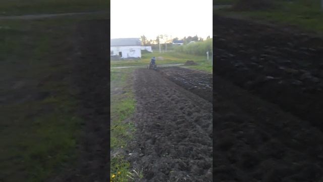 Самодельный минитрактор пахота смотреть онлайн