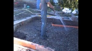 Фундамент бутовый , и полы по грунту !!!