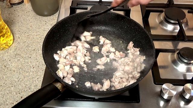 БЛИНЫ с начинкой из курицы и грибов в сметано-горчичном соусе смотреть онлайн