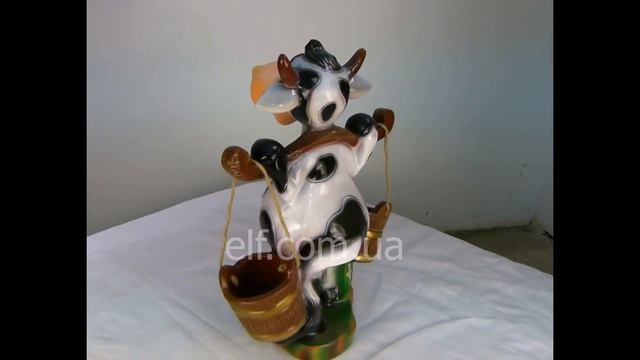 Корова с ведрами. Садовые фигуры из стеклопластика купить в Украине смотреть онлайн