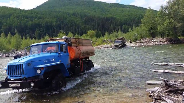 По "дороге" на Аян смотреть онлайн