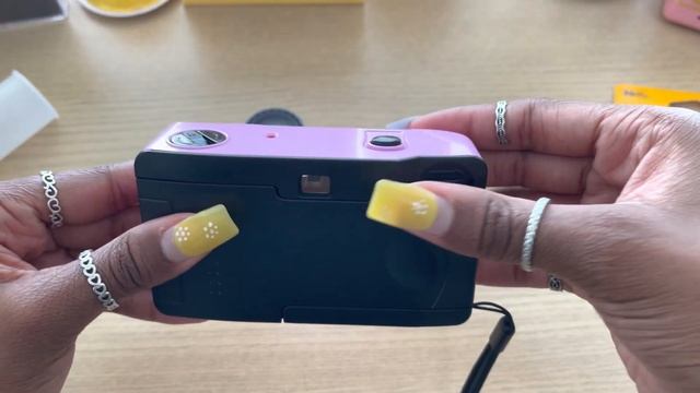 Kodak M35: Unboxing, How to Insert Film + Beginner Tips смотреть онлайн