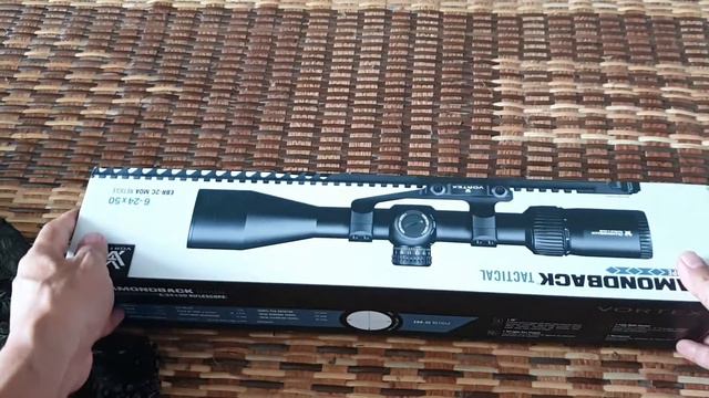 Unboxing Teleskop Vortex Diamondback Tactical 6-24×50 FFP смотреть онлайн