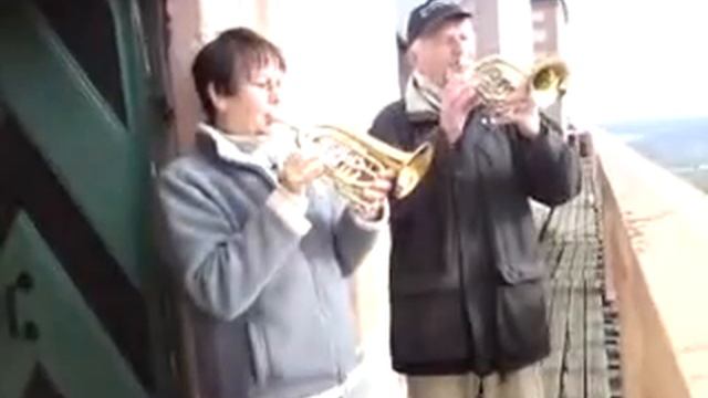 Großer Gott, wir loben dich ... Gespielt auf der Balustrade des Schlosses Augustusburg смотреть онлайн