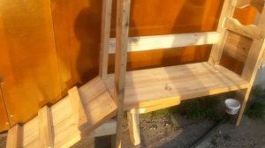 Доильный станок для козы.