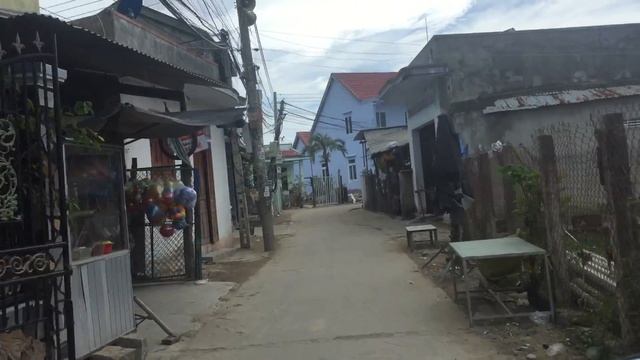 Нячанг. Северный порт. Посёлок. В поисках пляжа смотреть онлайн