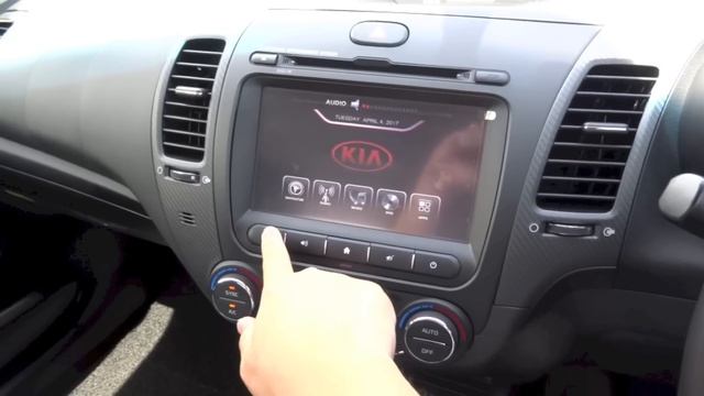 2017 Kia Cerato 1.6 SX Start-Up and Full Vehicle Tour смотреть онлайн