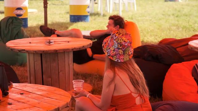 ПИКНИК У ВЕРТОЛЕТА 2021 смотреть онлайн