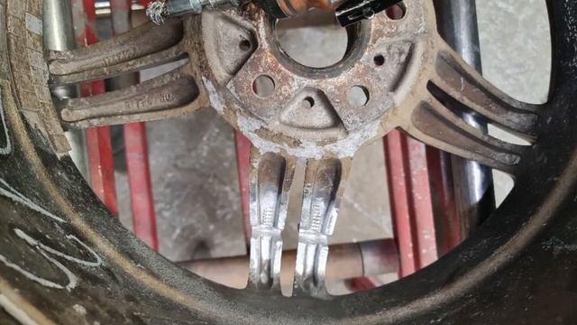 Сварка и деформация спиц автомобильного диска. смотреть онлайн