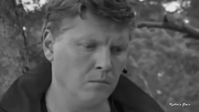 По фанфику Эллериллэ "Зеркальное отражение" — |Бизон| смотреть онлайн