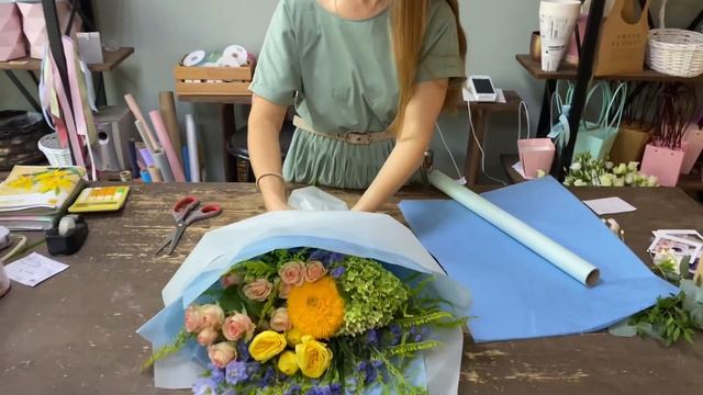 Цвета уходящего лета/ Быстрая упаковка букета на 100р/ Новое платьишко смотреть онлайн