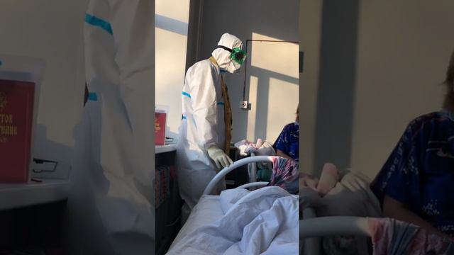 Лежу в больнице с Ковидом! смотреть онлайн